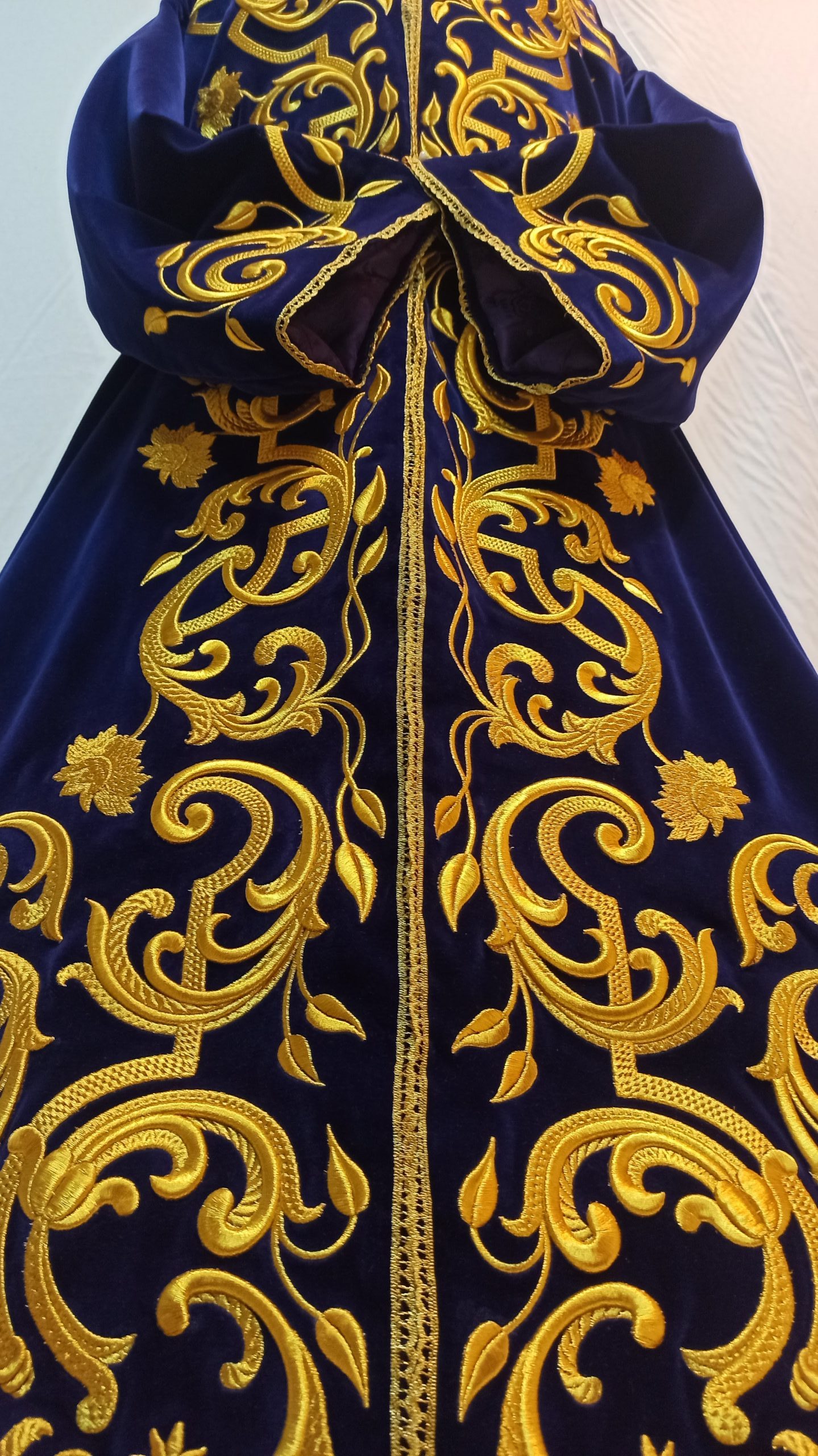 T&uacute;nica Nazareno Ponferrada vista frontal